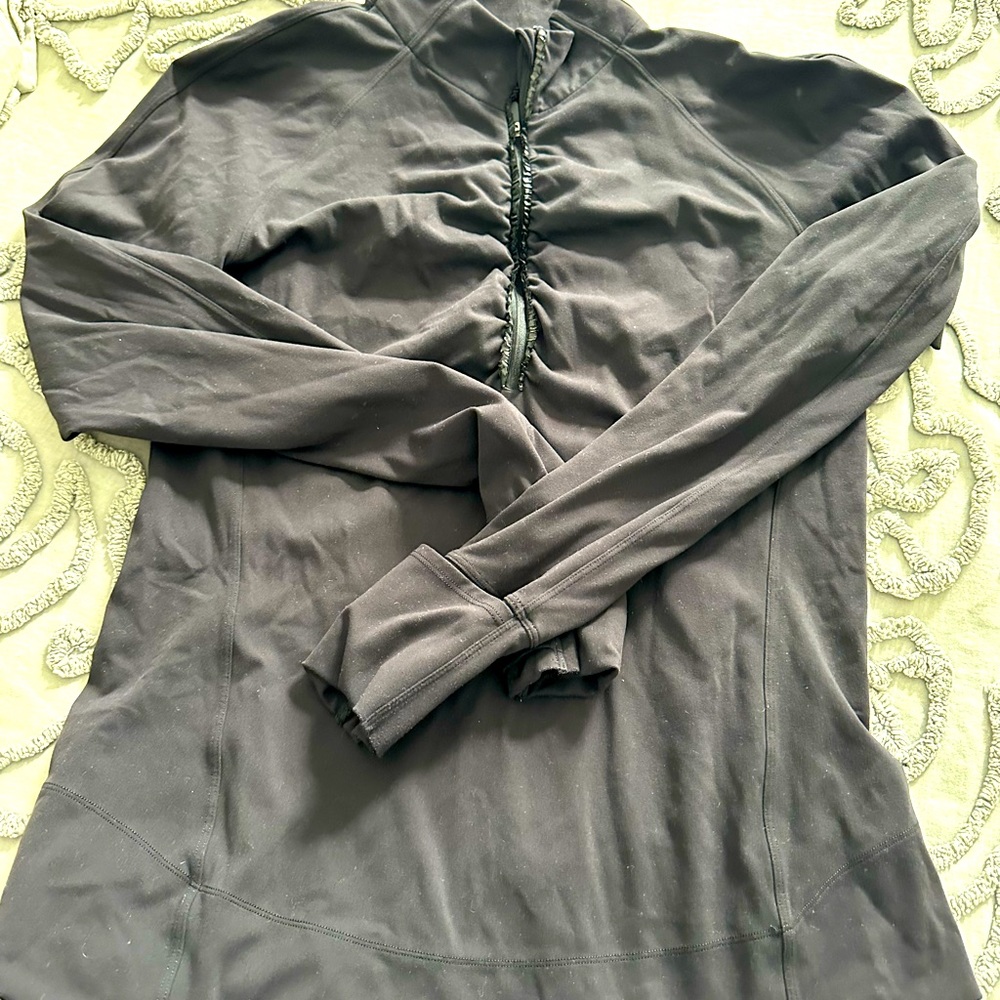 Lululemon 1/4 zip top